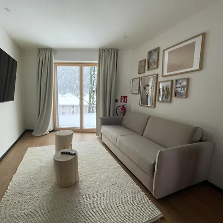 H Montafon Гашум