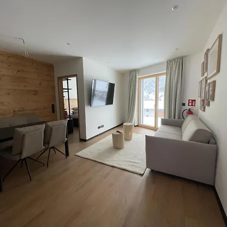 H Montafon Апартаменты Гашум