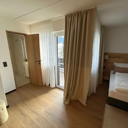 H Montafon Апартаменты Гашум